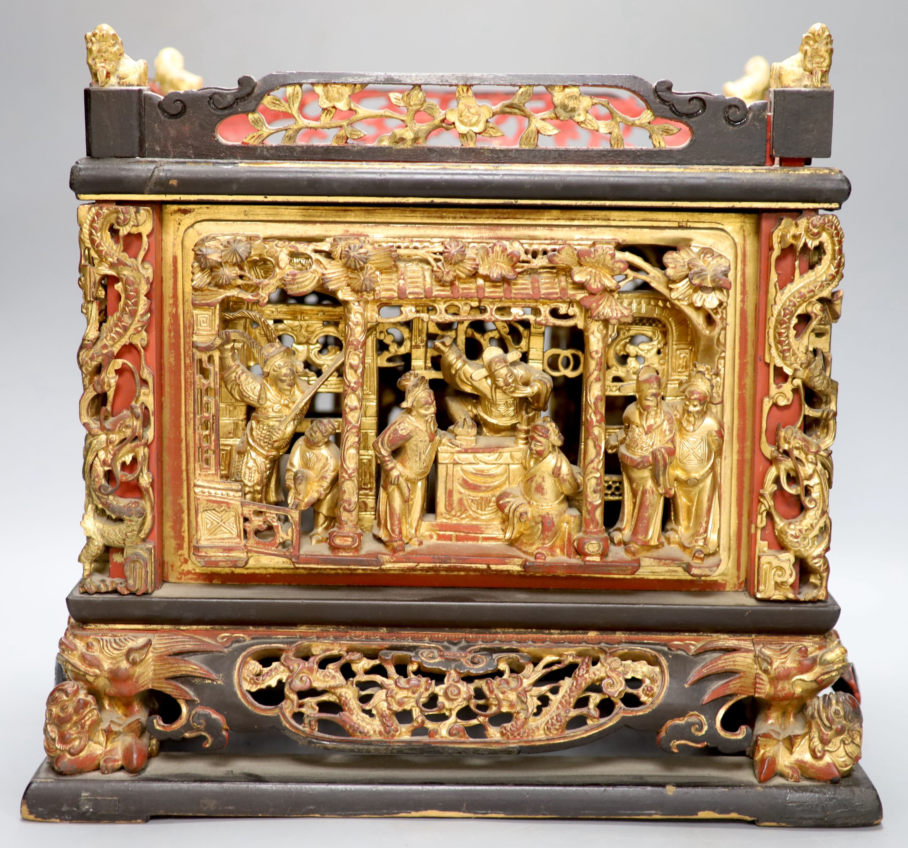 A 19th/20th century Chinese carved gilt lacquer offering box (chanab), height 32cm